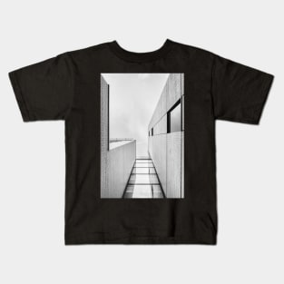 Symmetric glass facade V1.02 Photography Kids T-Shirt